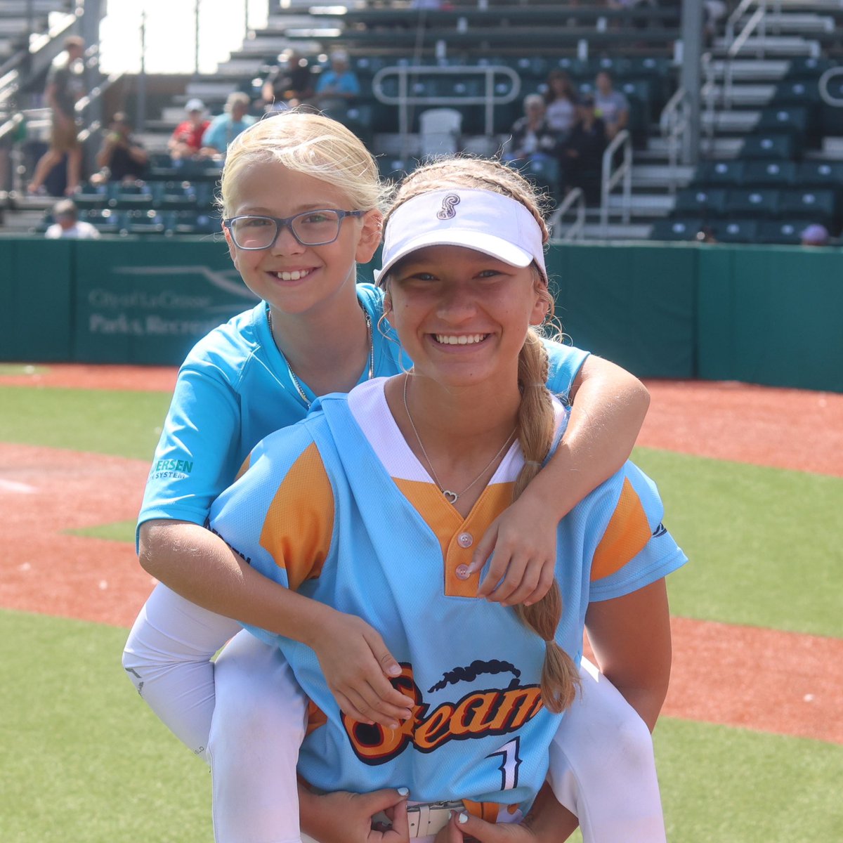 😊 Happy World Smile Day! #FullSteamAhead