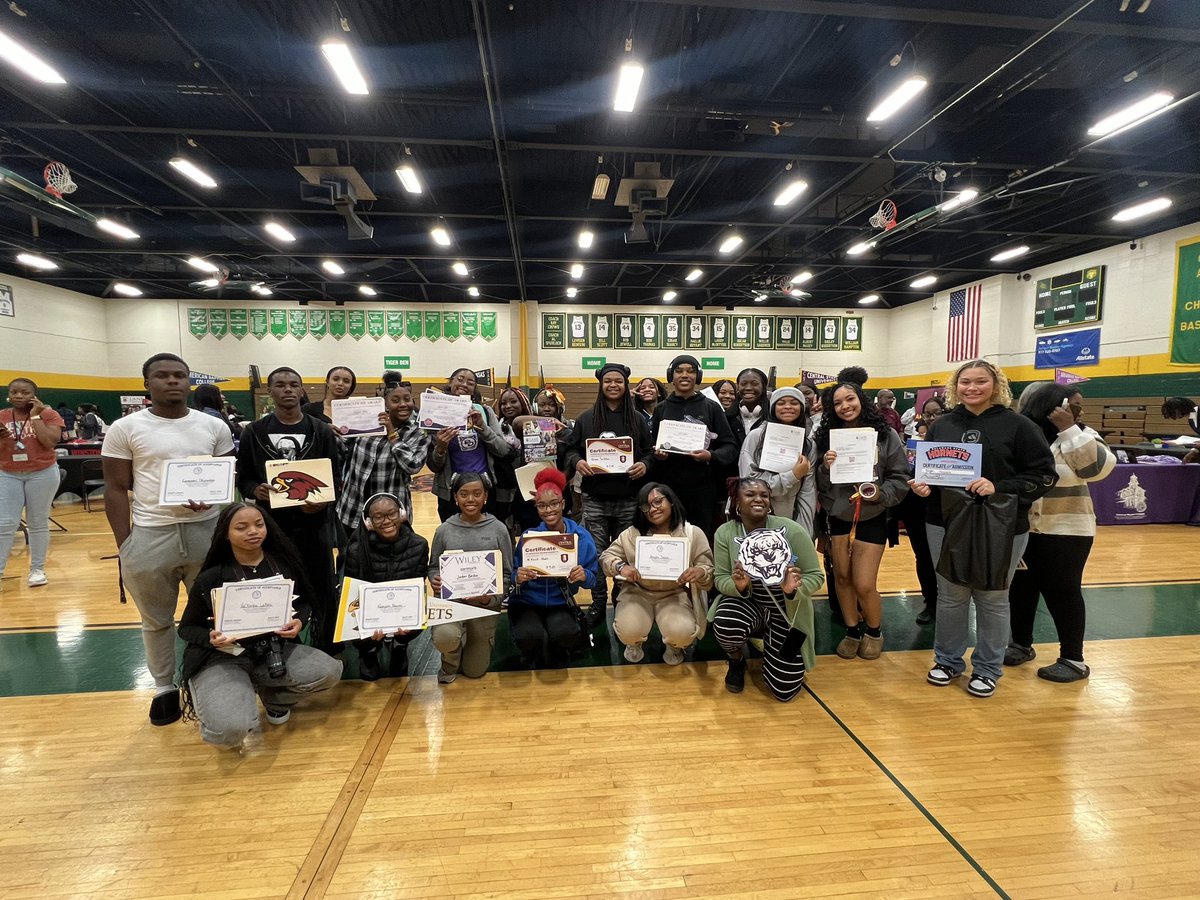 HBCU college fair, the energy was unmatched! Seeing young minds explore opportunities and envision their future is what it’s all about. Representation matters, and today they saw doors wide open for them. #HBCUCollegeFair #FutureLeaders 
#wearewayne  <a href="/bdhcounselors/">Ben Davis Counselors</a> <a href="/BenDavisHS/">Ben Davis High School</a>