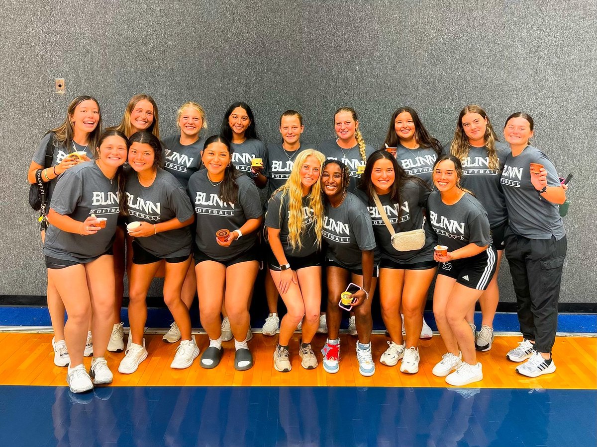 What better way to officially welcome all of the @blinnathletics student athletes back to a new year than with Blue Bell Ice Cream!! 

#WeGetTo #Thankful&amp;Grateful

💙☠️🤍⚓️🖤⚔️🩶

#GoBlinnBucs #BoardTheShip #ItsAPiratesLifeForMe #BeBraveBeBigBeABuc #ItsAlwaysAGreatDayToBeABuc!
