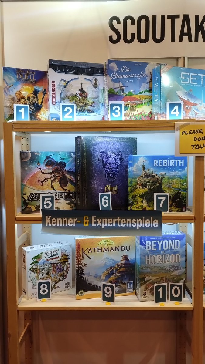 Die 2. Auswertung von Freitag 16:00 Uhr  steht auf dem Regal!

Kommt vorbei und lasst euch am Stand freischalten. Dann werden eure Wertungen mitgezählt!

Und mache gerne einen Selfie von vor dem Scoutregal. Das geht ja immer.

#Scoutaktion #Spiel24  #brettspiele #spielessen2024