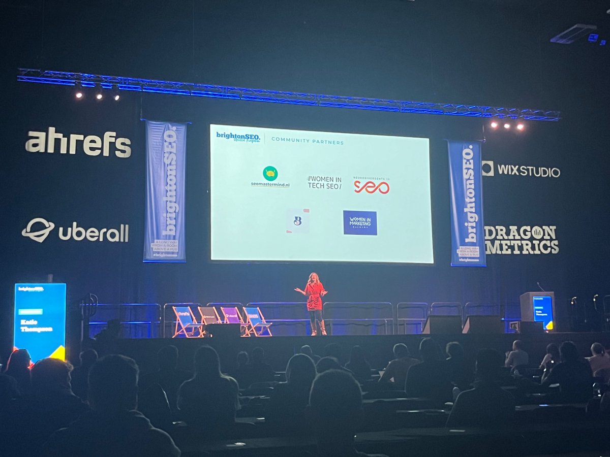 The amazing <a href="/katielingoyork/">Katie Taylor-Thompson</a> smashing it kicking off the main stage <a href="/brightonseo/">brightonSEO</a>