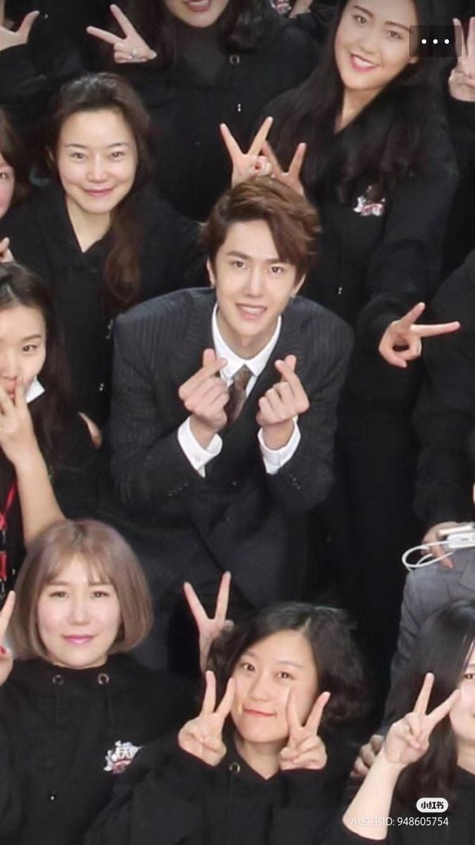envyofyibo's tweet photo. Super cute #DayDayUp host Wang Yibo 😆
19yo Yibo!
#WangYibo王一博 #WangYibo #王一博 https://t.co/PKZztecw4B