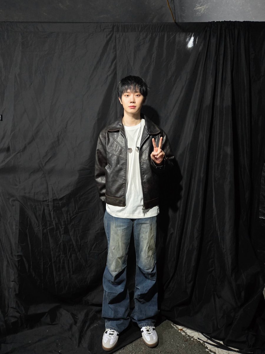 oldzzs's tweet photo. 공계 사진 많이 좋아졌다 ◠‿◠ https://t.co/yCXOgxHyHp