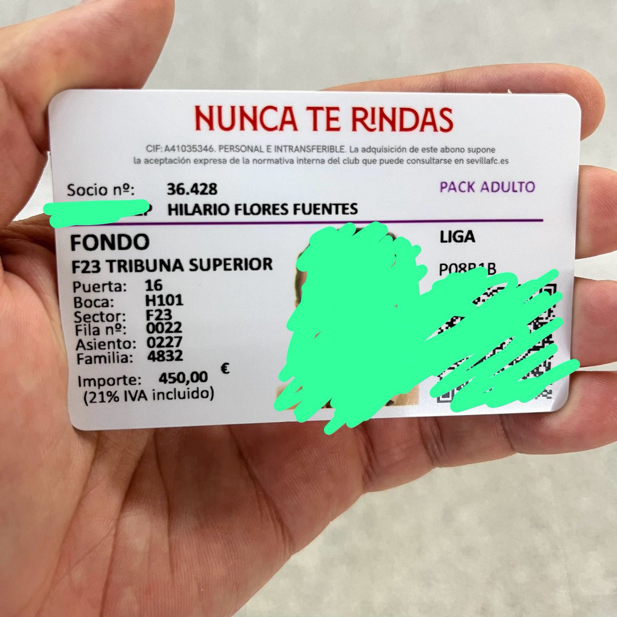 RafaGlez11's tweet image. Hola, @SevillaFC.

Acabo de encontrar este abono tirado en Paseo Colón, a la altura de la Torre del Oro.

No creo que Hilario quiera perderse #ElGranDerbi. Yo en el Villamarín no me lo perdería. Haced magia y que este hombre pueda ir.

@RarrochaR @elsevillistacom @Orgullo_Nervion