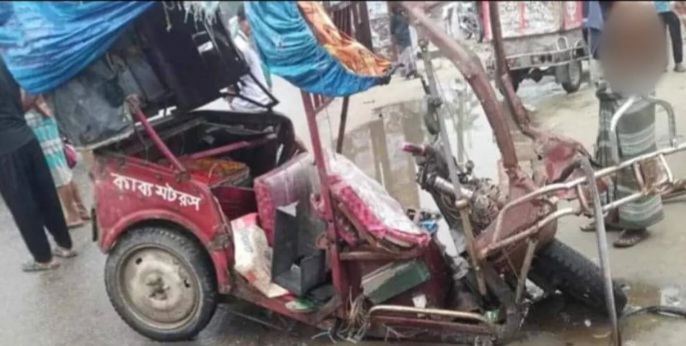 জামালপুরে ট্রাক চাপায় তিনজন নিহত