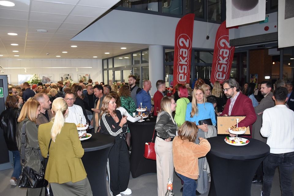 DokUrsynow's tweet photo. #Gala Fundacji PSIEROCINIEC  #DOK #Ursynów https://t.co/vVtHsH82nd