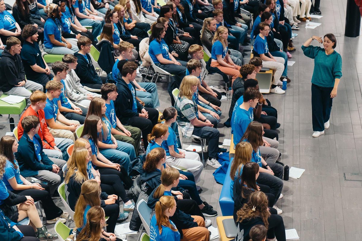 Barnsley Youth Choir tweet media