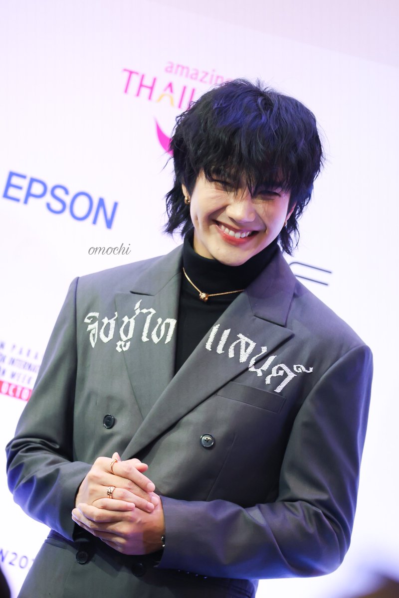 om_o_c_hi's tweet photo. 241004

🩶🩶

BUILD WITH ISSUE THAILAND
#BuildInBIFW2024
@issuethailand
#SiamParagonBIFW2024 #SiamparagonBIFWxissuethailand 
#ISSUETHAILAND #Bifw2024 https://t.co/eunUXzHvlG