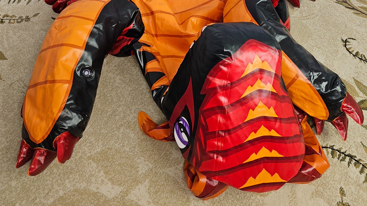 How to Inflate a Pool Toy youtube.com/shorts/8xuIh67…