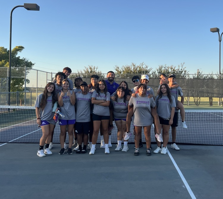 EvermanHS_EISD's tweet photo. With their victory against Summit this week, our tennis team earned 3rd place and qualified for the Bi-District Playoffs! 🎾This will be the first time in almost 10 years that we've been able to accomplish this in this district. 🐾🎾 Way to represent! Let's go DAWGS! #EISDALLIN https://t.co/4ebklo7mx9