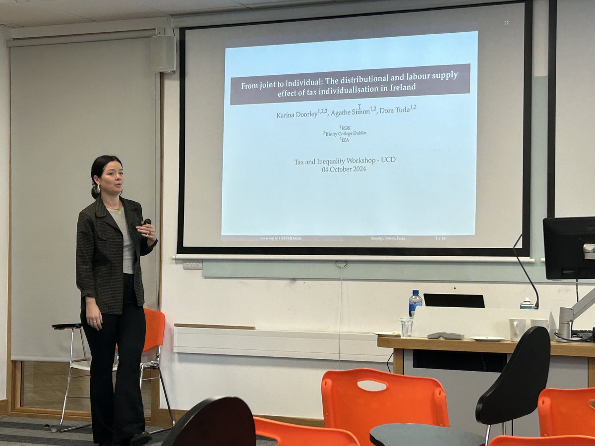 Theano Kakoulidou tweet media