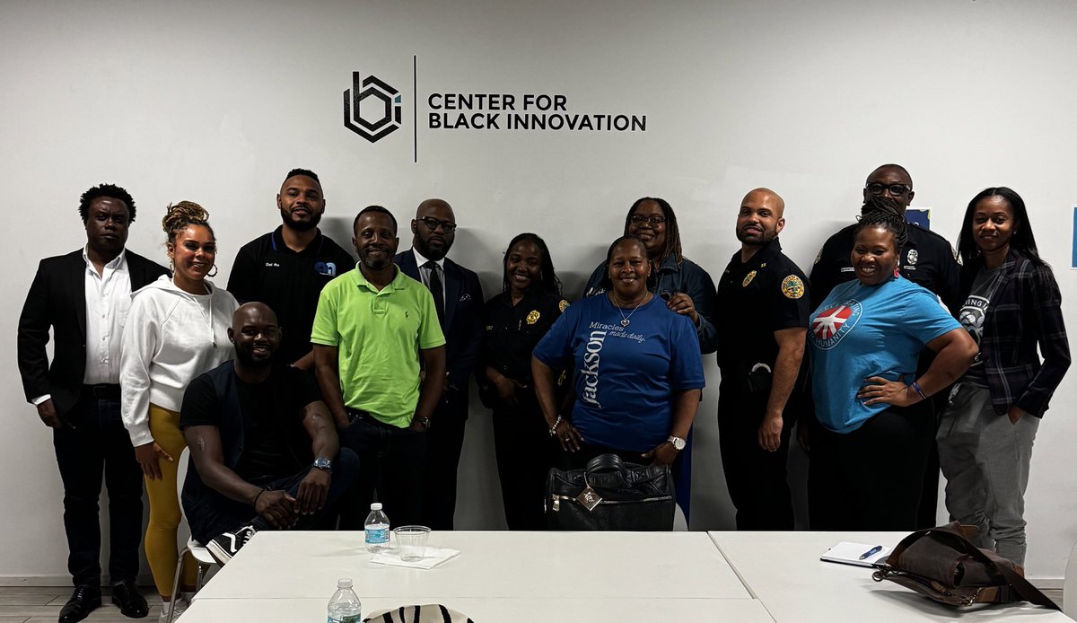 Commander A. Cooper tweet media