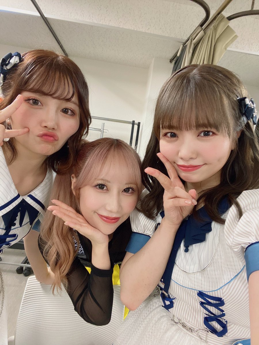 Amazon.co.jp: HKT48渕上舞中西智代梨桜、みんなで食べた外付
