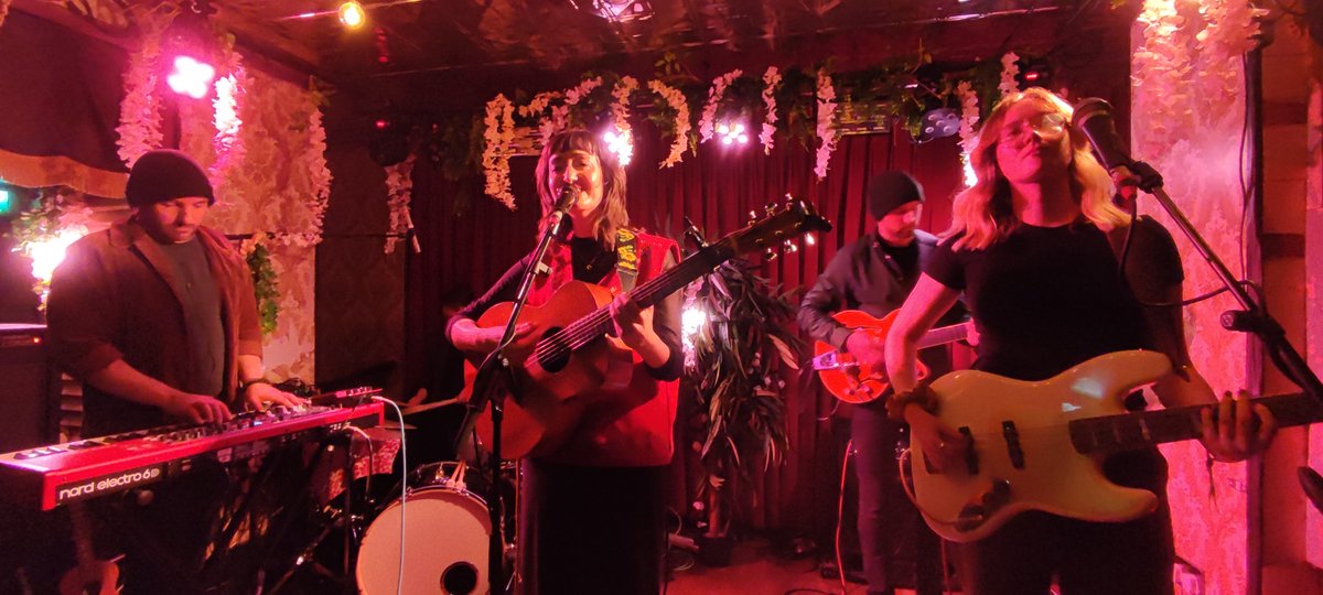 1000GigGuy tweet media