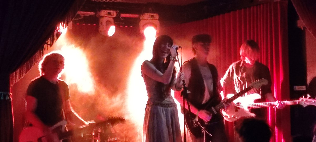 1000GigGuy tweet media