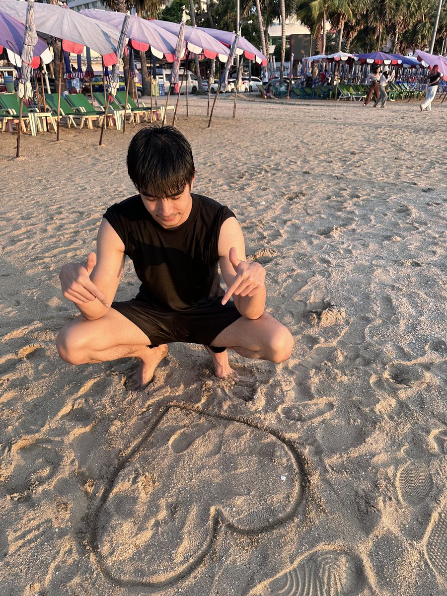 TyphoonKPN's tweet photo. 🤍🫶🏻 hehe https://t.co/kCJ4oWEFHv