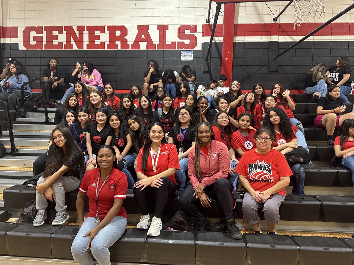 MacGeneralsVB's tweet image. How about them Hawks. Great win!