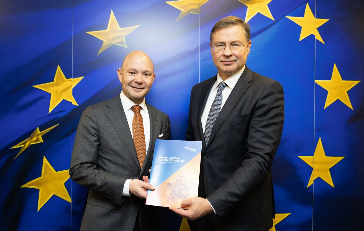 VDombrovskis's tweet image. Discussed our vision for more competitive Europe with @SMEunited.

Regulatory and reporting burdens weigh on SMEs the most: addressing them will be a priority.
We want to free up entrepreneurs’ time so they can focus on innovating, creating good jobs &amp;amp; expanding their businesses.
