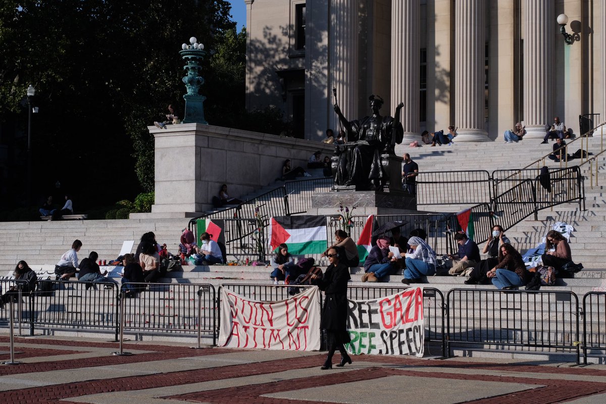 morningsidepost's tweet photo. Thursday marked the 2nd day of the vigil at Columbia's Low Steps, where students paid tribute to Palestinians killed since October 7. Organized by Palestinian students and supported by CUAD, the vigil will continue daily from 2PM to 8 PM. 

Photos by Edwin Kwong and Andrew Tseng. https://t.co/MJJmwoiTZY