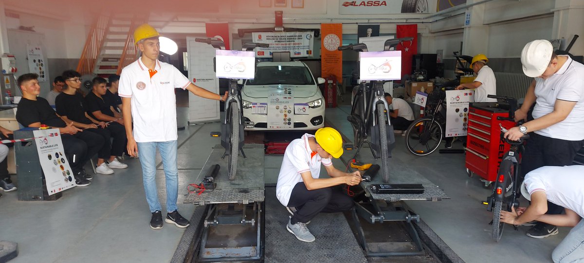 eVETbike's tweet photo. We are honored to host our school's Advisor Academician Project Volunteer Advisor and also our "Sustainable Life Sustainable Vocational Education" Project Coordinator, Hacettepe University Faculty of Education Dean Prof. Dr. Şefika Şule ERÇETİN in our school. https://t.co/zt4gfc03Yo
