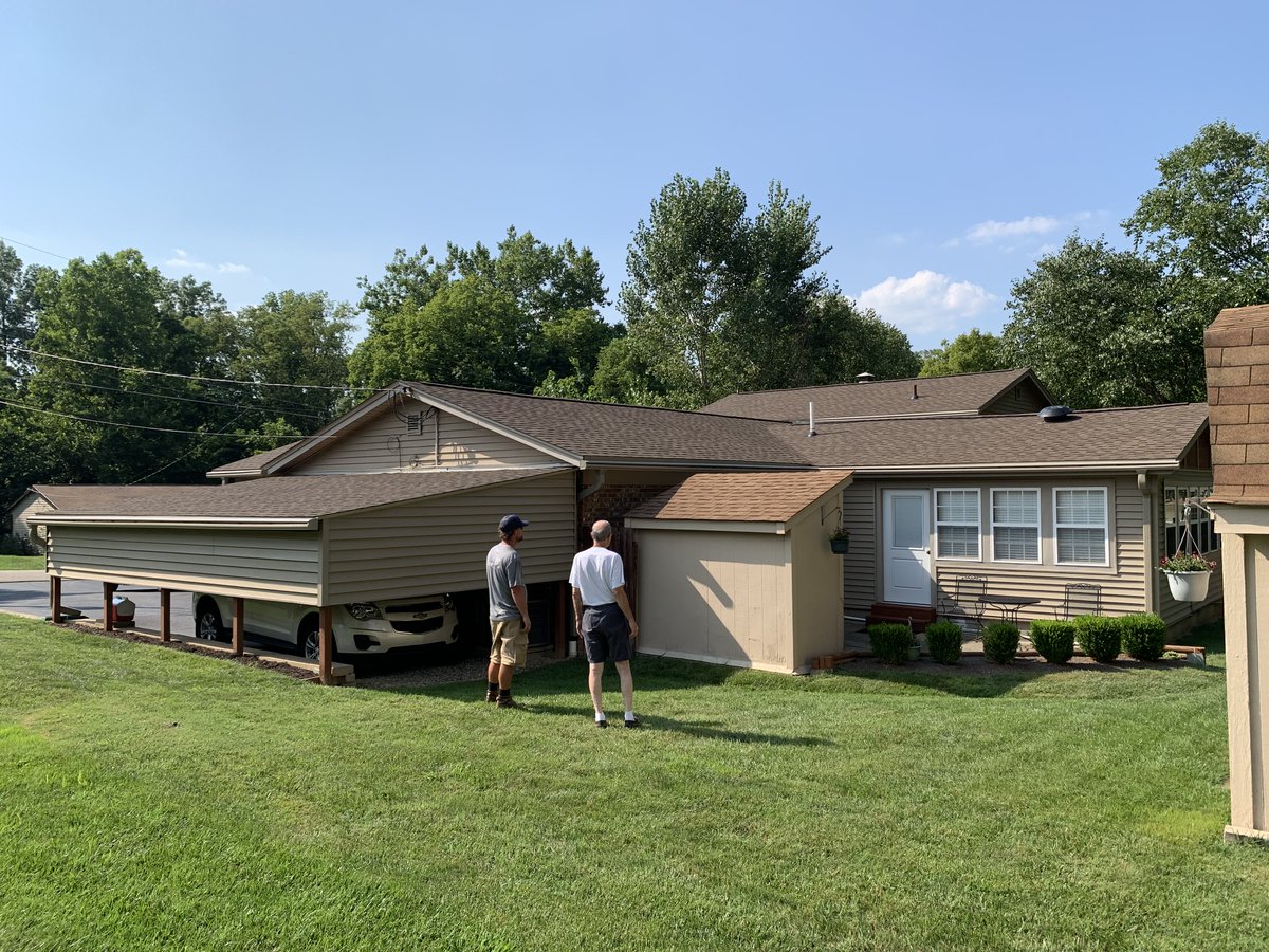 LGCincy's tweet image. Leafguard Brand Gutters are the perfect solution for busy homeowners in Cincinnati. Enjoy a worry-free future with our clog-free technology.
#homeimprovement #GutterProtection #HomeMaintenance