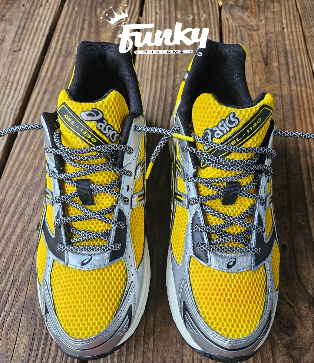 FUNKY1byNature's tweet image. Last pair of custom Asics by me.... IG: Funky_Customz... Tweety yellow Asics Gel 1130 😎 #asicsgel1130  #Asics #MakeItFunky  #FunkyCustomz  #FunkyFridays
