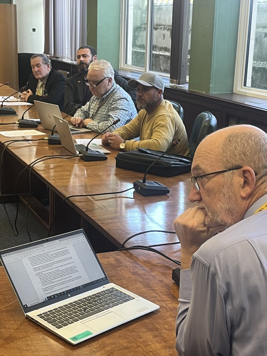 @ Portsmouth City Council TransportEnviron/CommunitySafety (TECS) scrutiny panel w <a href="/LibDems/">Liberal Democrats</a> Cllrs <a href="/geraldvjuk/">Gerald Vernon-Jackson 🔶️</a> <a href="/Rayne360/">Dave Ashmore</a> Peter Candlish Nick Dorrington <a href="/adair1524/">Richard Adair 1524</a> how officers keep streets clean/tidy/catching/fining #flytippers #LibDems #WorkingAllYearRound democracy.portsmouth.gov.uk/ieListDocument…