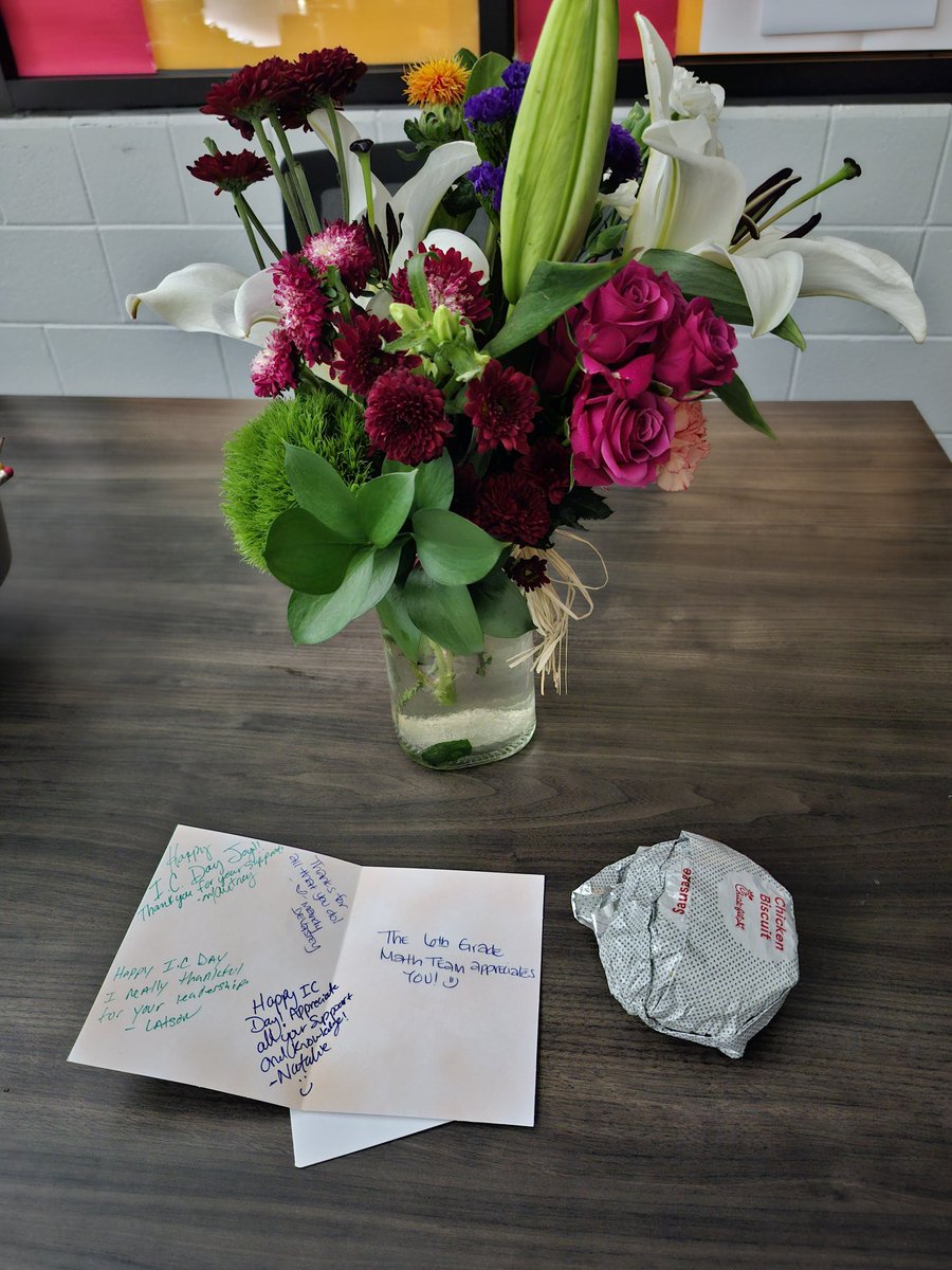 Joycelyn Holbert tweet media