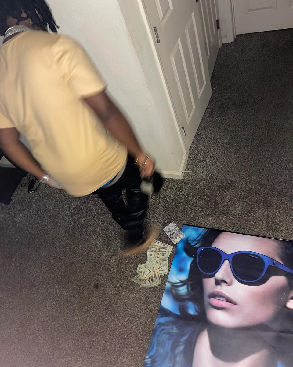 bgsosa3's tweet photo. https://t.co/UrJR9yOTIw