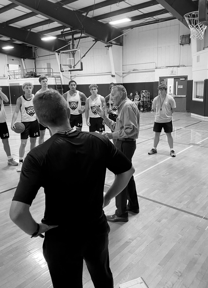 MVNU Basketball tweet media