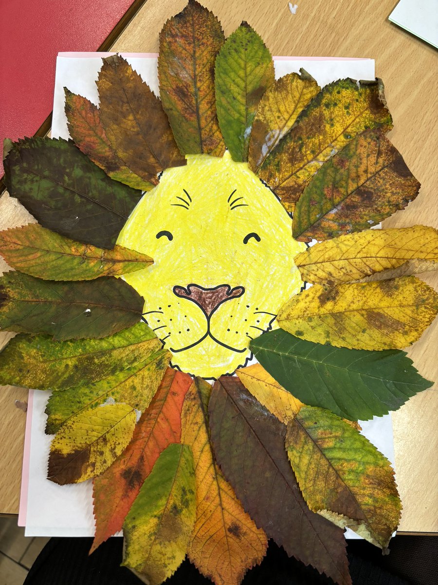 P2Lorne's tweet photo. Primary 2/3 enjoyed collecting leaves from outside to make these wonderful lions as part of World Animal Day 🦁🍂 @LorneStreetPS #WorldAnimalWelfareDay https://t.co/U62h2ZMEJv
