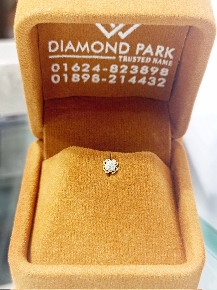diamondparkbd's tweet photo. Diamond Nose pin
SGL Certified
inbox or call for order 01898214432/01624823898
#Diamondpark
#diamondjewelry #nosepin #rings #diamonds #diamondring #diamondnosepin #diamondearrings #diamondnecklace #diamondbracelets #diamondpendant #diamondlover #discountoffer https://t.co/ikliViUOot