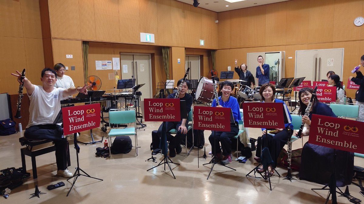 Loop_we93's tweet photo. 本日の練習の様子を
ちょこっとおすそ分け☺️💖
#LoopWindEnsemble
#ループウィンドアンサンブル
#定期演奏会 #吹奏楽 https://t.co/fEUFVWerHv