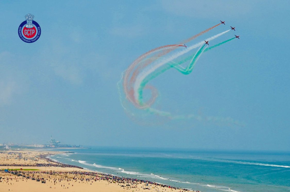ChennaiTraffic's tweet image. 🚦 Traffic &amp;amp; Parking Alert for Air Show 2024 🚦

📅 Date: 06.10.2024 📍 Location: Marina Beach

Plan ahead &amp;amp; arrive early for a smooth experience.

Enjoy the spectacular aerial displays safely! ✈️✨ 
#ChennaiAirShow #GreaterChennaiPolice