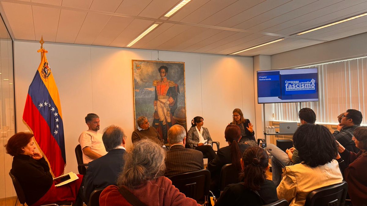 Hoy 4 de octubre, en la Embajada de la República Bolivariana de Venezuela en La Haya, los Embajadores de Bolivia, Cuba, Nicaragua y Venezuela, acompañados de solidarios neerlandeses, asiáticos y latinoamericanos, Crearon la #InternacionalAntifascista Capítulo Países Bajos