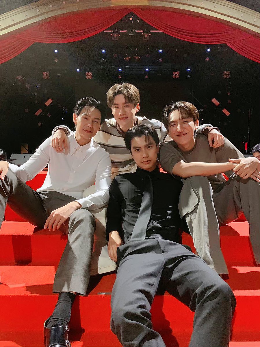 ไอมินผิดบรีฟนะ แกนั่งแอ็กอยู่คนเดียว

#KidnapSeriesEP5
<a href="/ohmpawatt/">Ohmpawat</a> <a href="/Lengso_/">Lengsooooo</a> <a href="/papangpt/">Papang Phromphiriya</a> <a href="/titlekplee/">titlekrt</a>