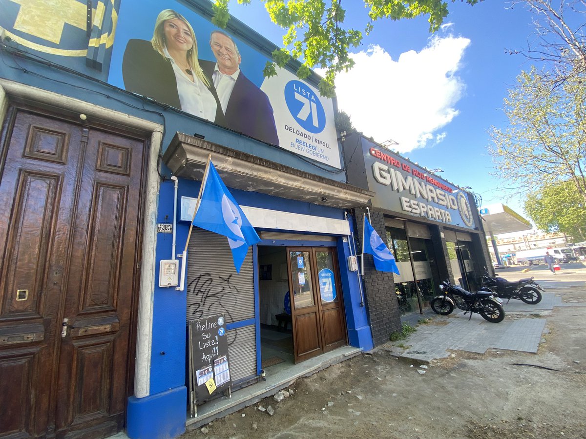ramiro_uy1's tweet photo. Andamos en el local !! Pásate por tu lista para este 27 de octubre
📍8 de octubre 4380 esquina Cno. Corrales
#delgadoripoll #partidonacional #montevideo #politica #lista71 #Uruguay #unanuevamirada #ReelegíUnBuenGobierno https://t.co/qApGBdvdYZ