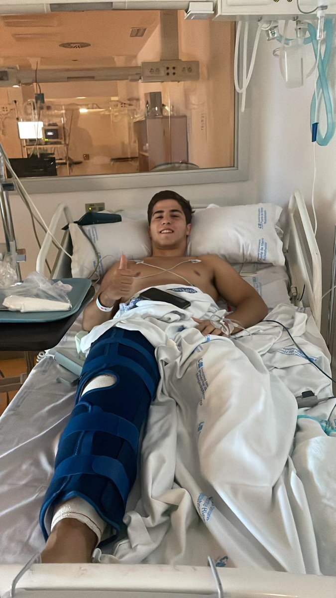 CDCondeOrgaz's tweet photo. ‼️‼️‼️

Buenas noticias, nuestro jugador Felix Martínez ha sido intervenido de su lesión de rodilla con total éxito!! Desde el club te mandamos todas nuestras fuerzas y una pronta recuperación, los terrenos de juego te echarán de menos estos meses…

💛🖤💛🖤💛🖤💛🖤💛🖤💛🖤💛 https://t.co/ZZDiMmlJfS
