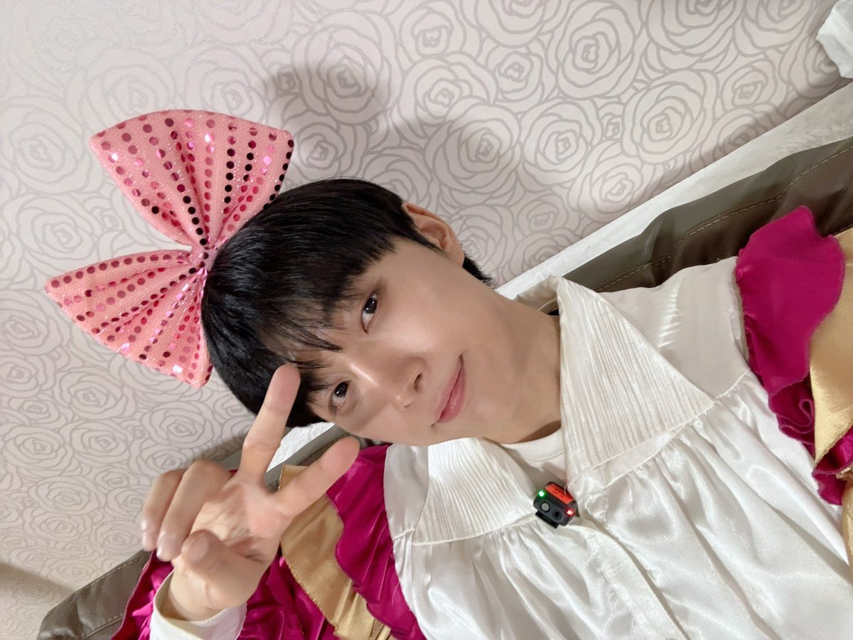 OmegaX_members's tweet photo. [#OX]

오래된 캬라멜 리더 재한입니다

#OMEGA_X #오메가엑스   
#재한 #JAEHAN https://t.co/3NBYSnqRTk