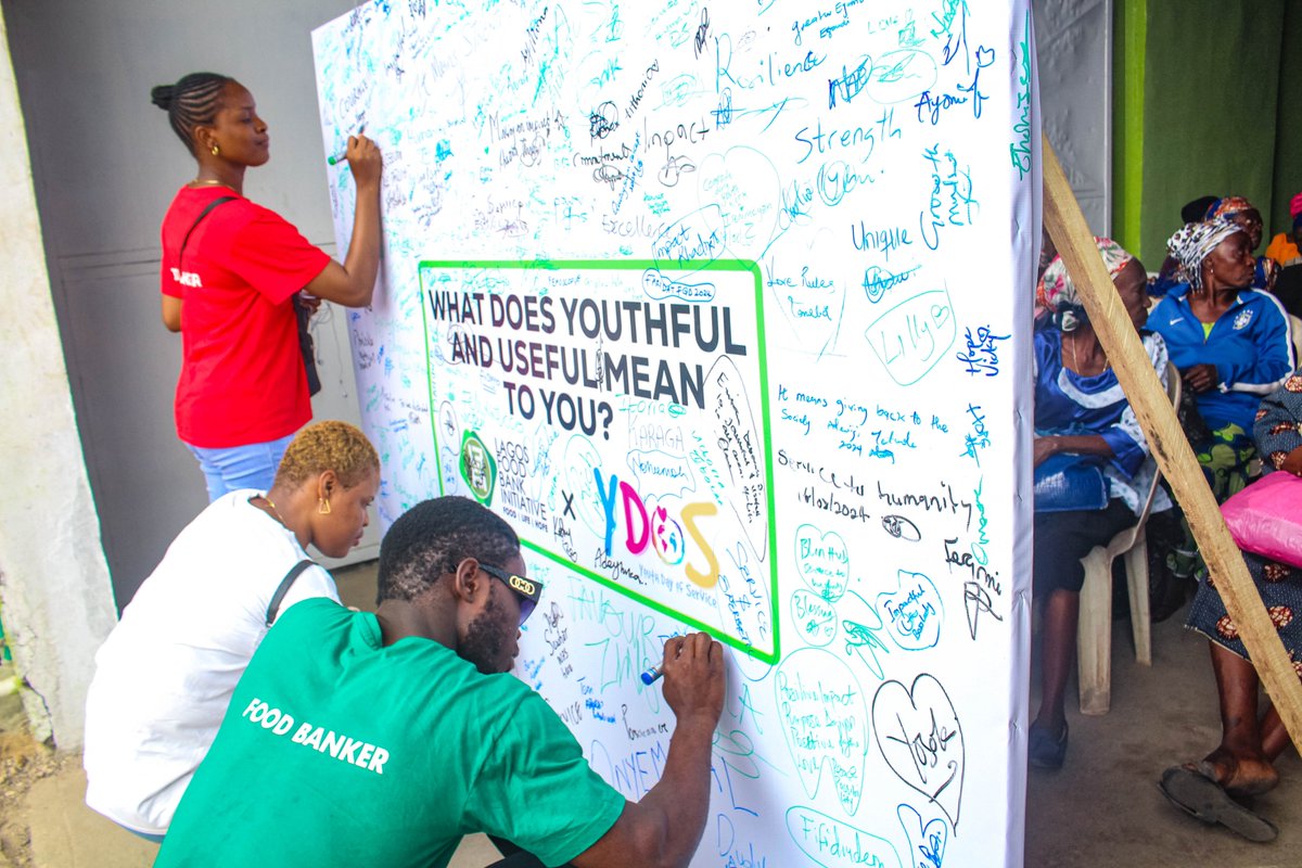 YouthDoS tweet media