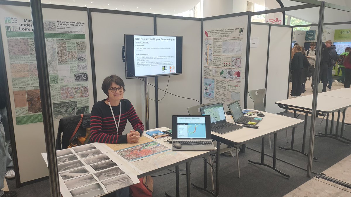 P.-O. Mazagol (@pomazagol) on Twitter photo En attendant de donner une conférence demain après-midi, je suis présent sur le stand de la plateforme ISIG de <a href="/EVSUMR5600/">Environnement Ville Société</a> avec Hélène Mathian et Fanny Arnaud à l'espace Géo-numérique du Festival international de Géographie (#FIG) de Saint-Dié-des-Vosges. Venez nous y retrouver ! En attendant de donner une conférence demain après-midi, je suis présent sur le stand de la plateforme ISIG de <a href="/EVSUMR5600/">Environnement Ville Société</a> avec Hélène Mathian et Fanny Arnaud à l'espace Géo-numérique du Festival international de Géographie (#FIG) de Saint-Dié-des-Vosges. Venez nous y retrouver !