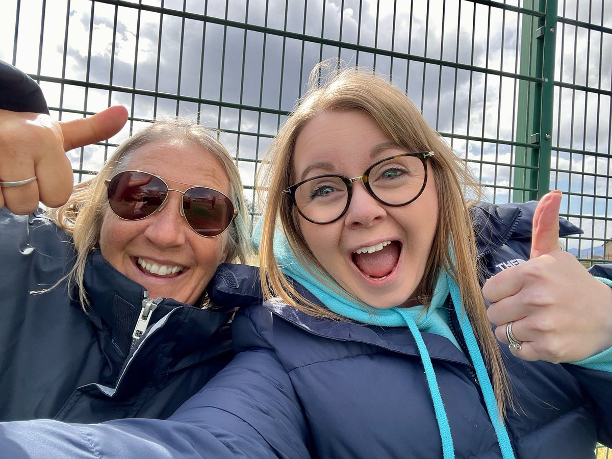 wintonprimary's tweet photo. Today the whole school said an emotional farewell to Mrs Wardrope. She had worked at Winton for 11 years and was loved by staff, pupils and parents. We all wish her all the best @ArdAcademy - look after her, she’s special! 💛
#onceaWintoneralwaysaWintoner 
#WintonFamily https://t.co/IFP0jW33I4