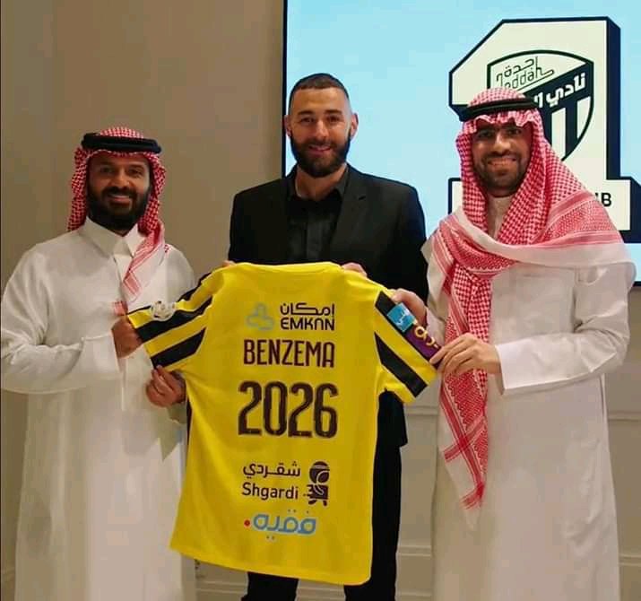 ahmed_fcb32's tweet image. اساطير كرة قدم بعد عمر 35 عام