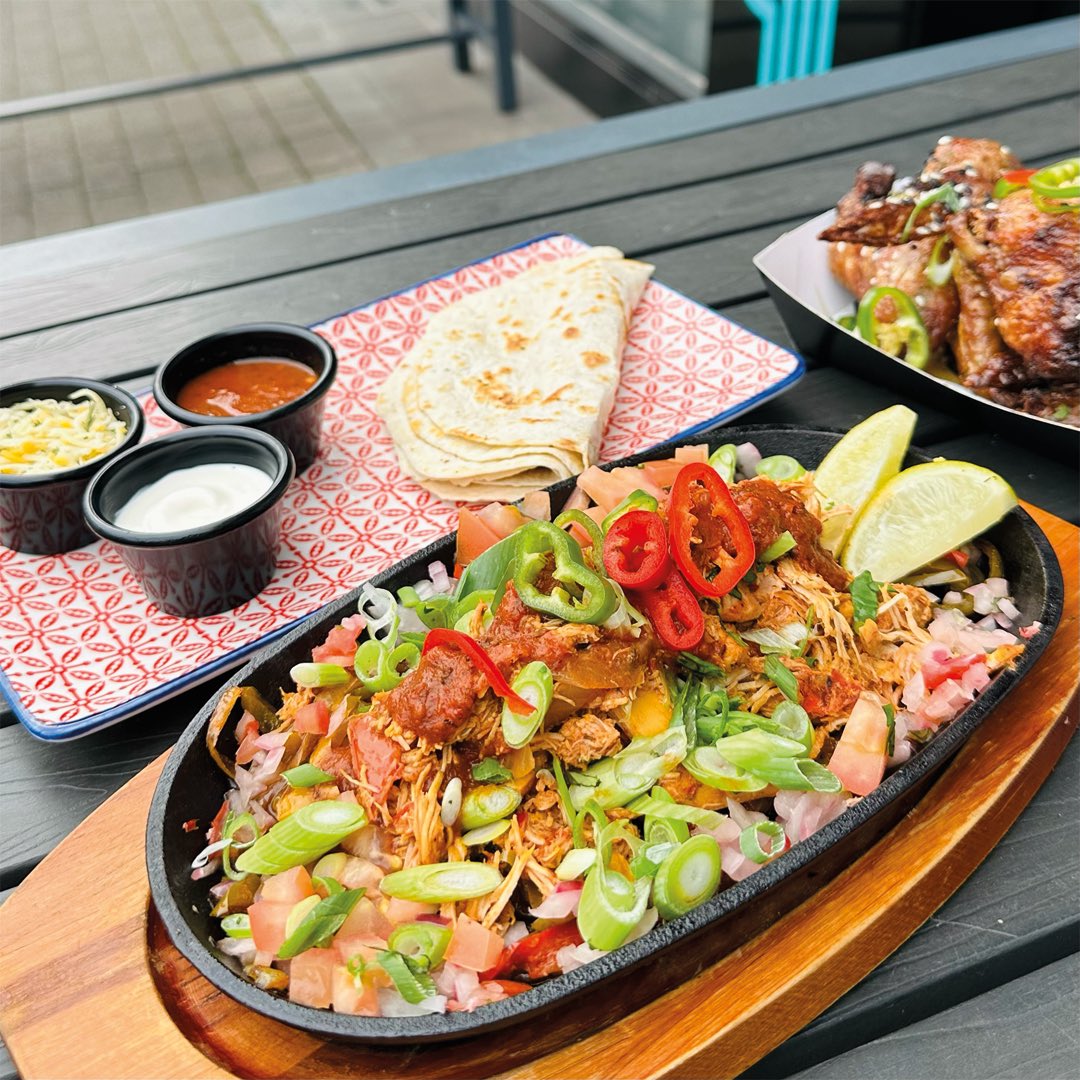 FAJITA IS FRIDAY 🎉

Join us for 2-4-1 fajitas TONIGHT at our Brighouse or Huddersfield store 😋

Follow the link to book a table 🌵
Mexibeanexpress.com

#mexican #foodlover #fajitas