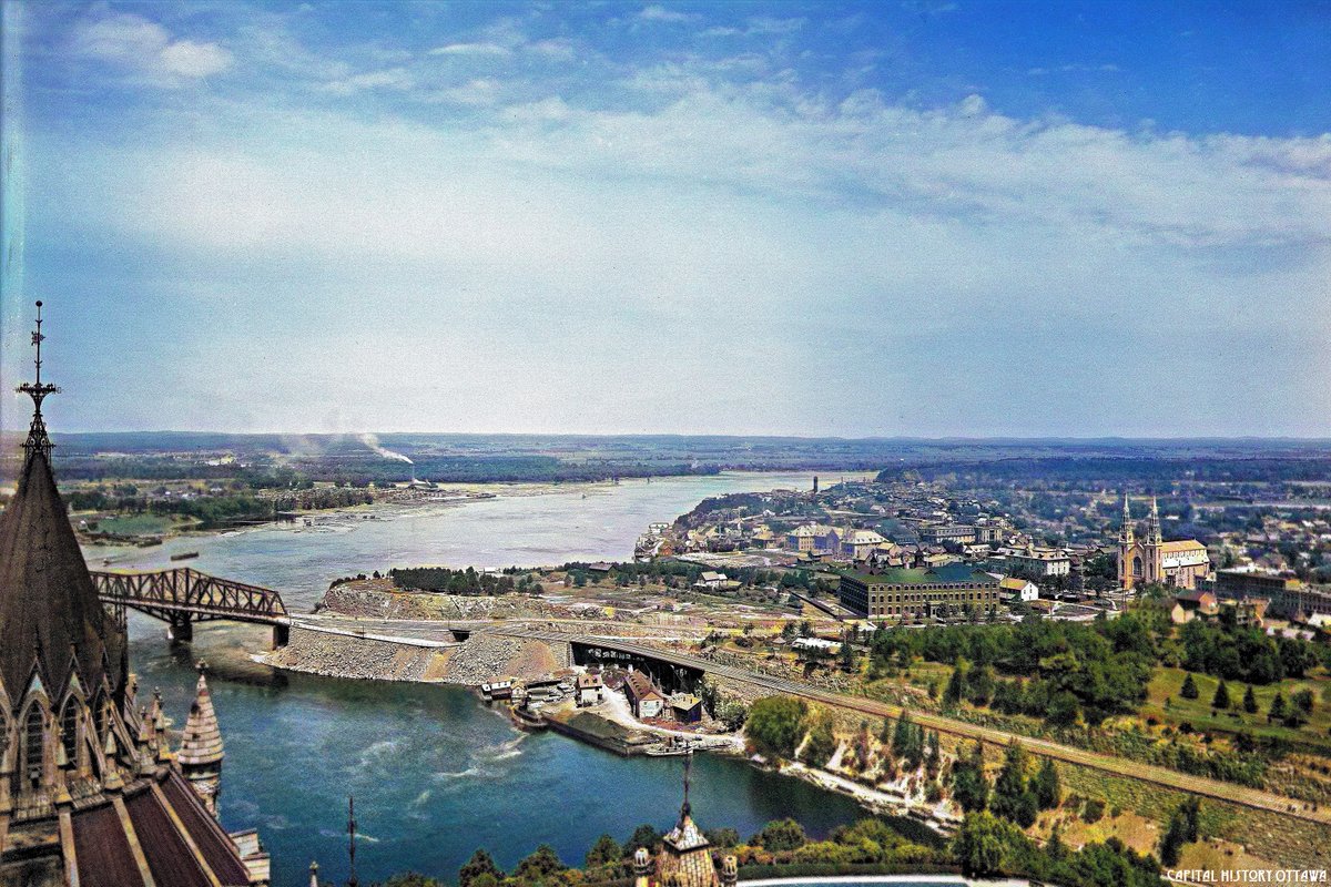 Announcement: Vernissage of my latest works coming up next mo. / Nov. <a href="/irenespub/">Irene's Pub</a> - stay tuned for deets!
Pic: [ca. 1901] "Looking down river from Parl. Bldgs." Former Printing Bureau located where <a href="/NatGalleryCan/">National Gallery of Canada</a> now sits; former Dominion Brewery on near wharf. #colourized #Ottawa