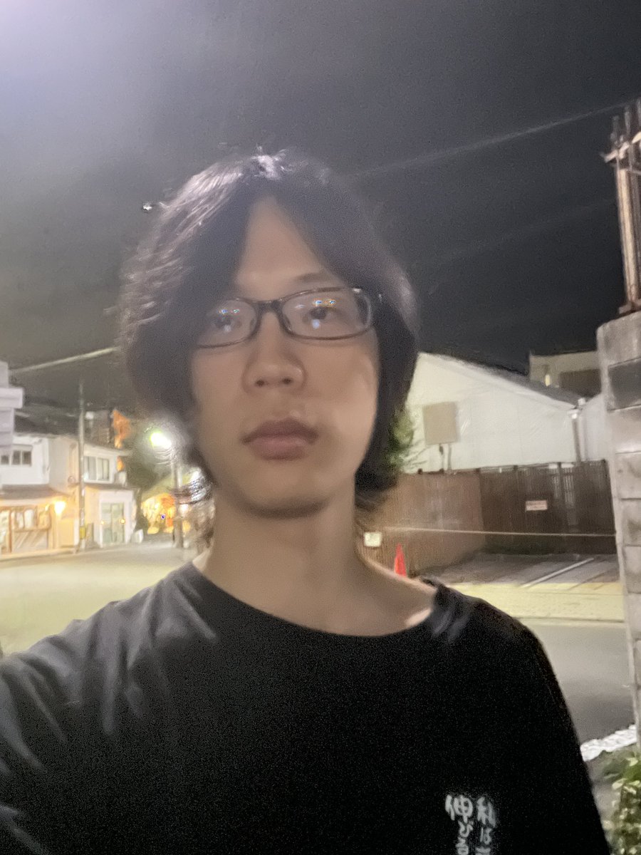 mogomogo114514's tweet photo. セル浪トくんと焼肉に行きました！！
その後は僕の家で宅飲みしました！！
楽しかったです！！！！
※この写真にはセル浪トくんはいません
酔っている僕をお楽しみ下さい https://t.co/SdfuyuvELr