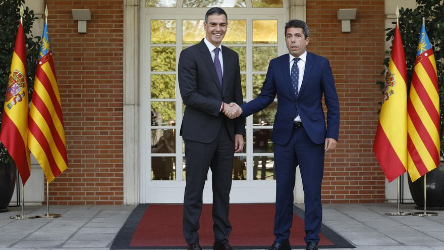 _infoLibre's tweet photo. 🔴Directo | Mazón exige a Sanchez un fondo de nivelación, condonar la deuda y un nuevo sistema https://t.co/Fc5Pnl48i4 https://t.co/ulKsZ1nJ6B
