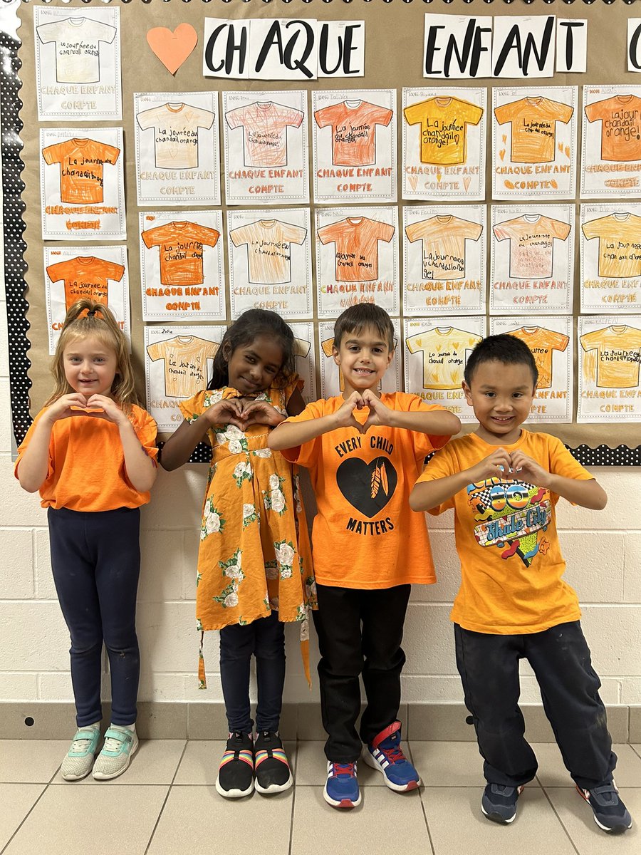Chaque enfant compte🧡🪶 La journée du chandail orange a été le 30 septembre- on a lu le livre « Avec nos cœurs orange » <a href="/stpetersmilton/">St. Peter C.E.S.</a>