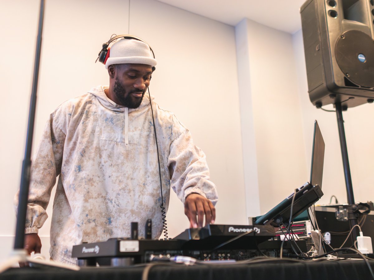 Birmingham Hippodrome (@brumhippodrome) on Twitter photo WHAT AN EPIC NIGHT ⚡
Thank you to everyone who joined us last night at our Creatives social for <a href="/NQDWorld/">Nathan Queeley-Dennis</a>'s Bullring Techno Makeout Jamz.
Great show, great tunes, great vibes 🙏
Shoutout to our DJ <a href="/mraudenallen/">MR ALLEN</a>, Tez the Barber and Danes Catering.
📷 <a href="/ThePaulStringer/">ThePaulStringer</a> WHAT AN EPIC NIGHT ⚡
Thank you to everyone who joined us last night at our Creatives social for <a href="/NQDWorld/">Nathan Queeley-Dennis</a>'s Bullring Techno Makeout Jamz.
Great show, great tunes, great vibes 🙏
Shoutout to our DJ <a href="/mraudenallen/">MR ALLEN</a>, Tez the Barber and Danes Catering.
📷 <a href="/ThePaulStringer/">ThePaulStringer</a>