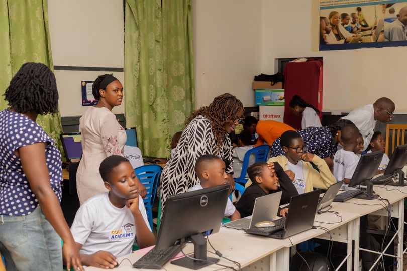 Proud moments filled the room as parents gathered to witness their children’s incredible presentations!  The excitement was palpable, with every smile and cheer echoing the support and love surrounding the young creators. #ProudParents #FutureCoders #WeMentor #WeTrain